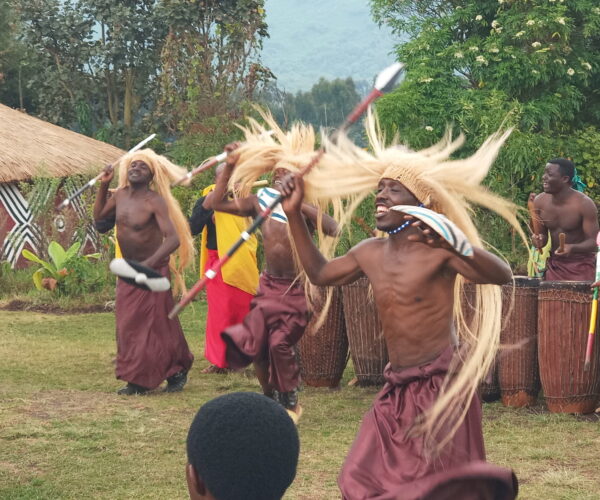 10 Days Gorilla, Iby'Iwachu & Bisoke Hike