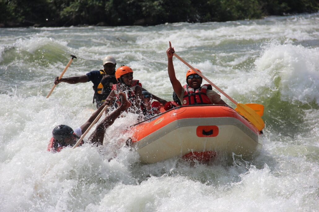 Best things to do in Uganda-White water rafting in Jinja