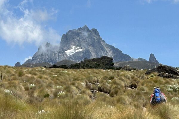 beautiful picture of lenana peak